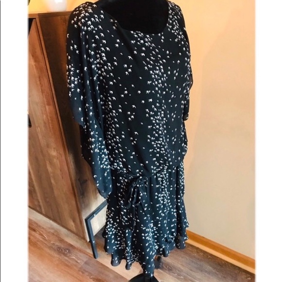 Max Studio Navy and White Dress - Picture 4 of 11